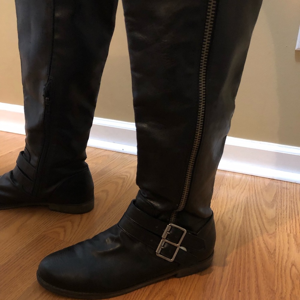 Riding boots